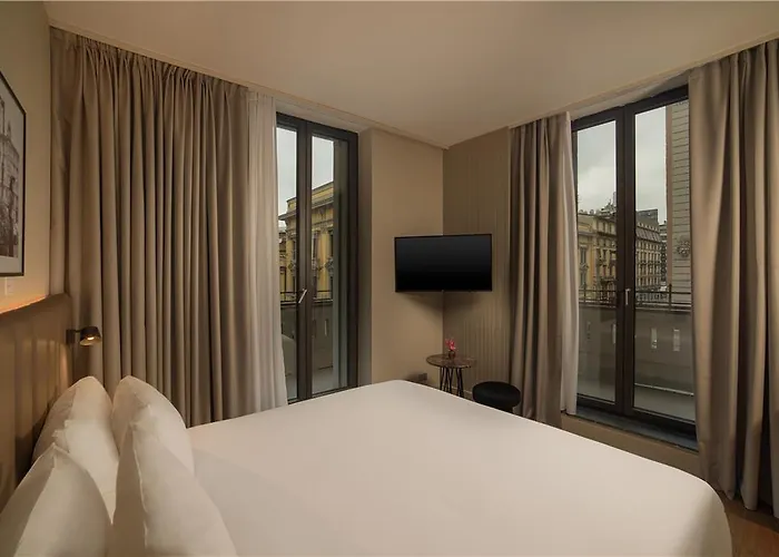 Nh Buenos Aires Hotel *